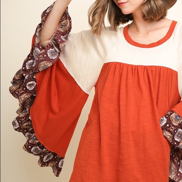 Umgee Tops - Oversized Bell Sleeve Knit Top